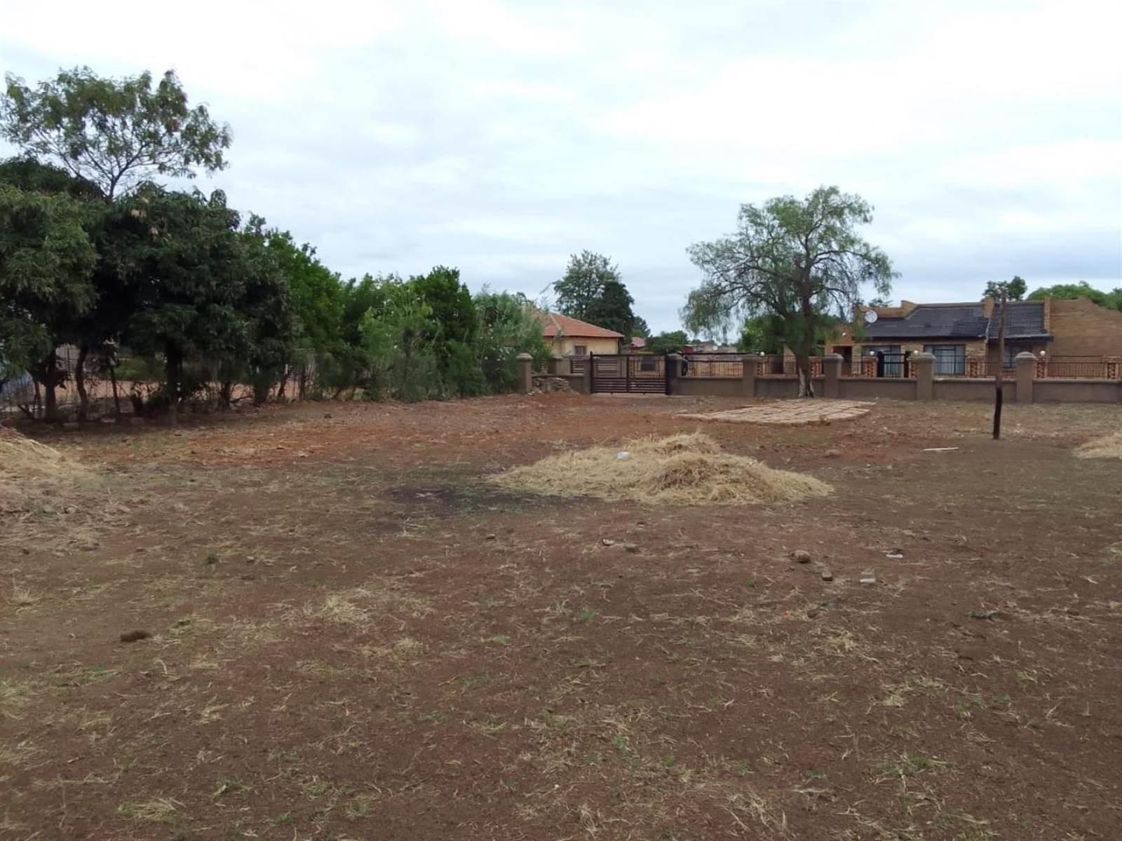2000 m² Land available in Hammanskraal photo number 9