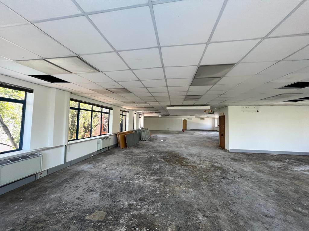209  m² Commercial space in Rosebank photo number 20