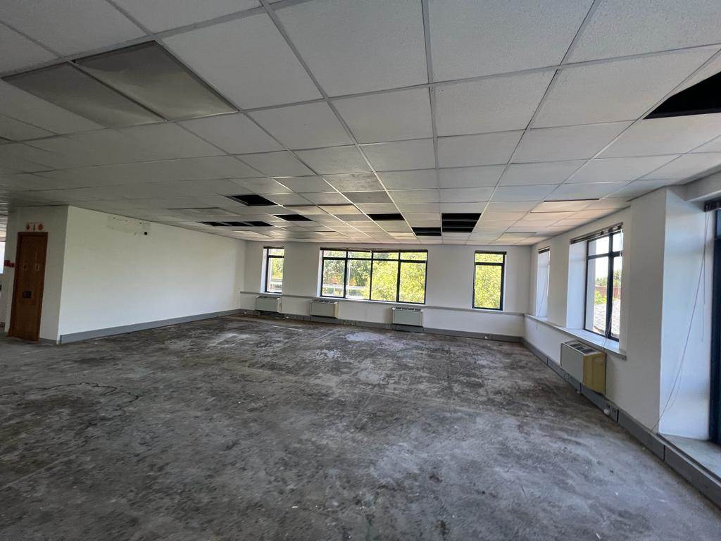 209  m² Commercial space in Rosebank photo number 21