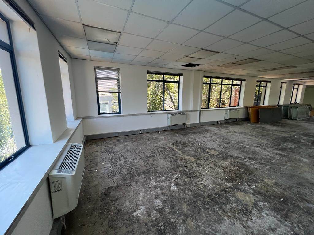209  m² Commercial space in Rosebank photo number 18