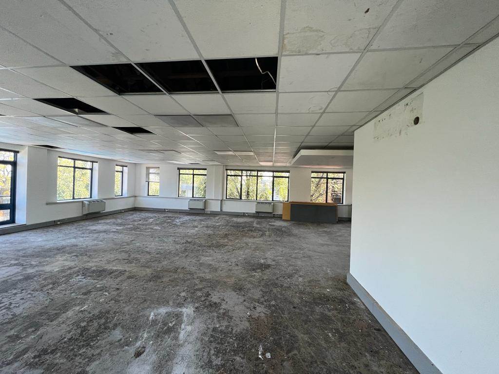 209  m² Commercial space in Rosebank photo number 15