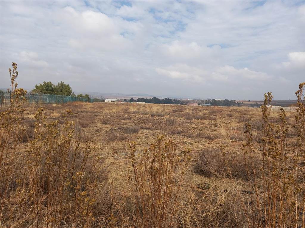 2677 m² Land available in Jameson Park photo number 6