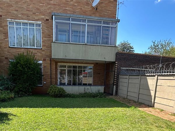 2 Bedroom Flat 2 Bedroom Flat