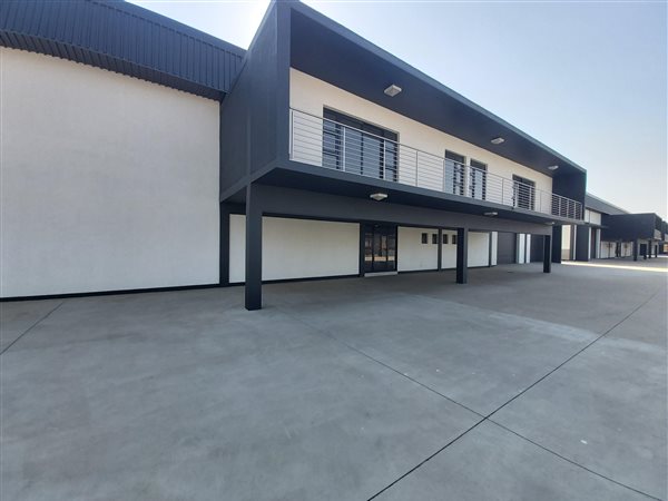 1545  m² Industrial space in Brakpan North