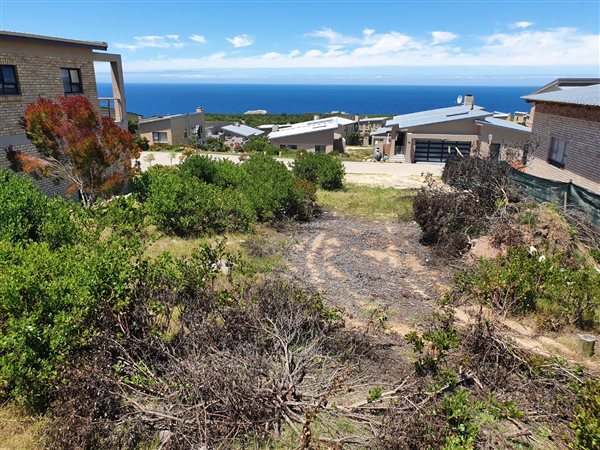 371 m² Land available in Dana Bay