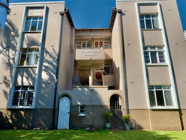 3 Bedroom Apartment 3 Bedroom Apartment