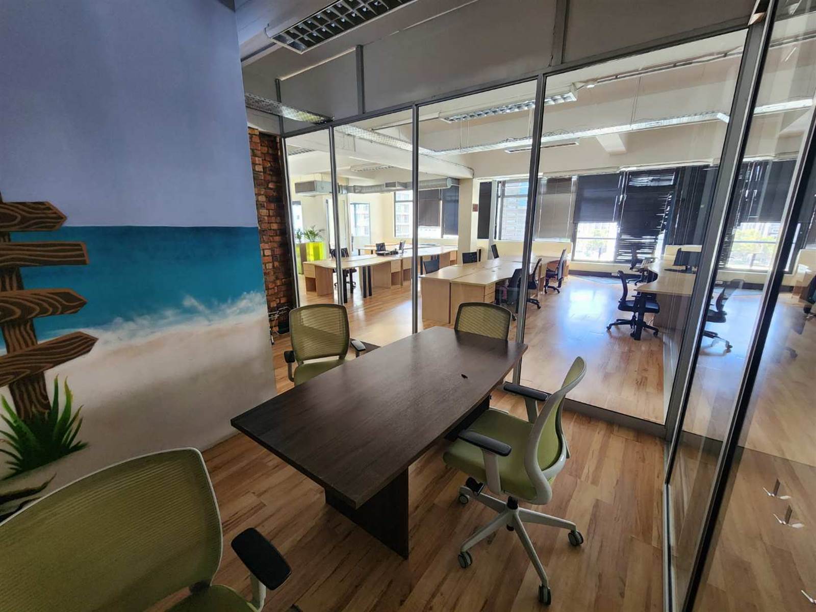 124  m² Office Space in Cape Town City Centre photo number 4