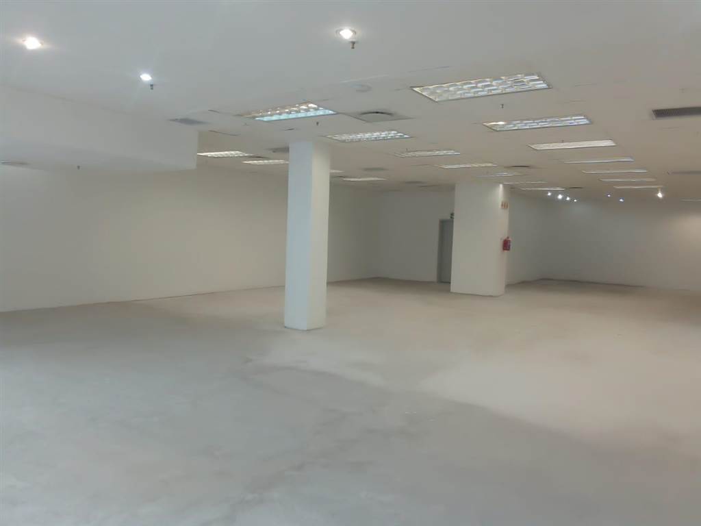 276  m² Retail Space in Durban CBD photo number 5