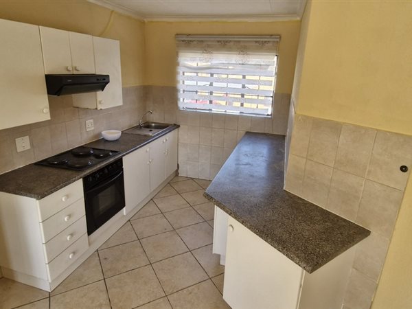 2 Bedroom Townhouse 2 Bedroom Townhouse