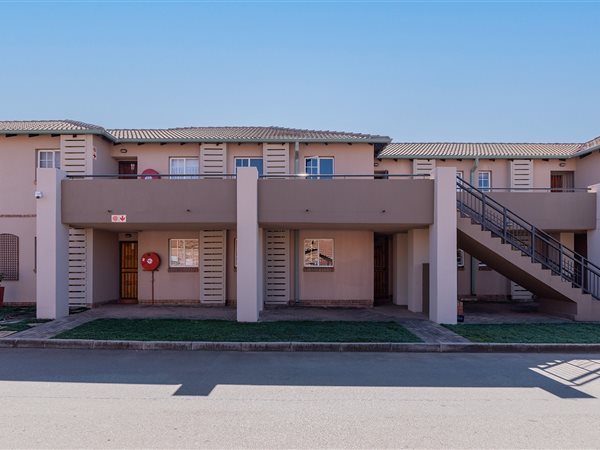 2 Bedroom Apartment