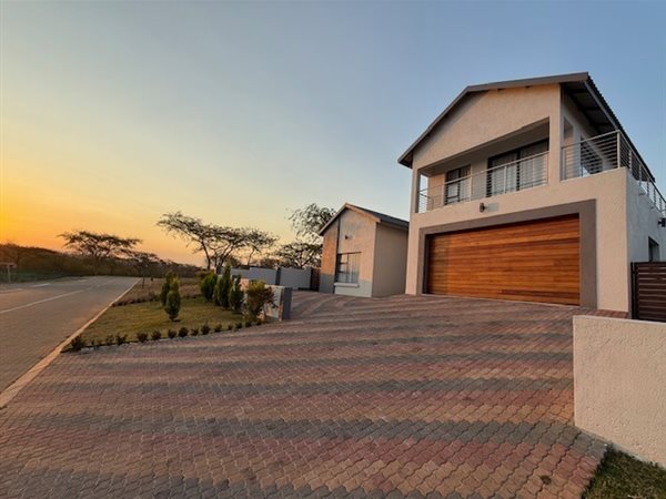 5 Bedroom House 5 Bedroom House