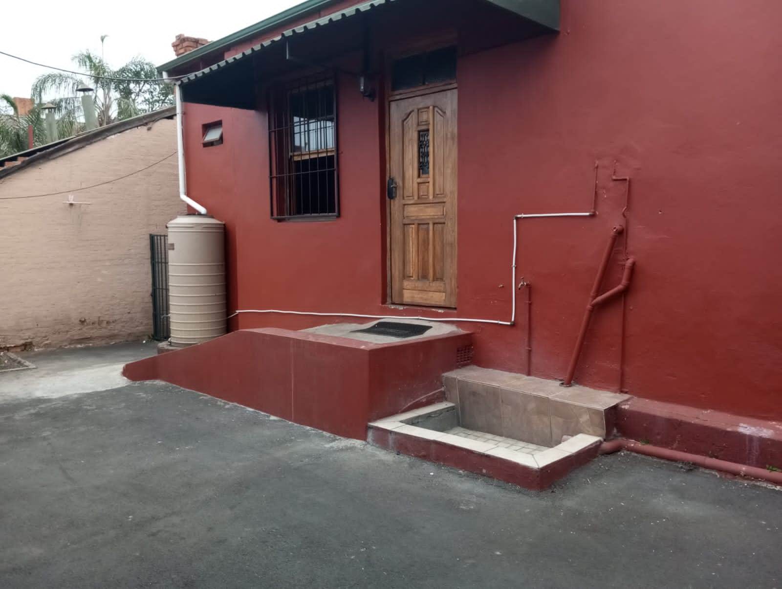 6 Bed Townhouse in Pietermaritzburg Central photo number 13