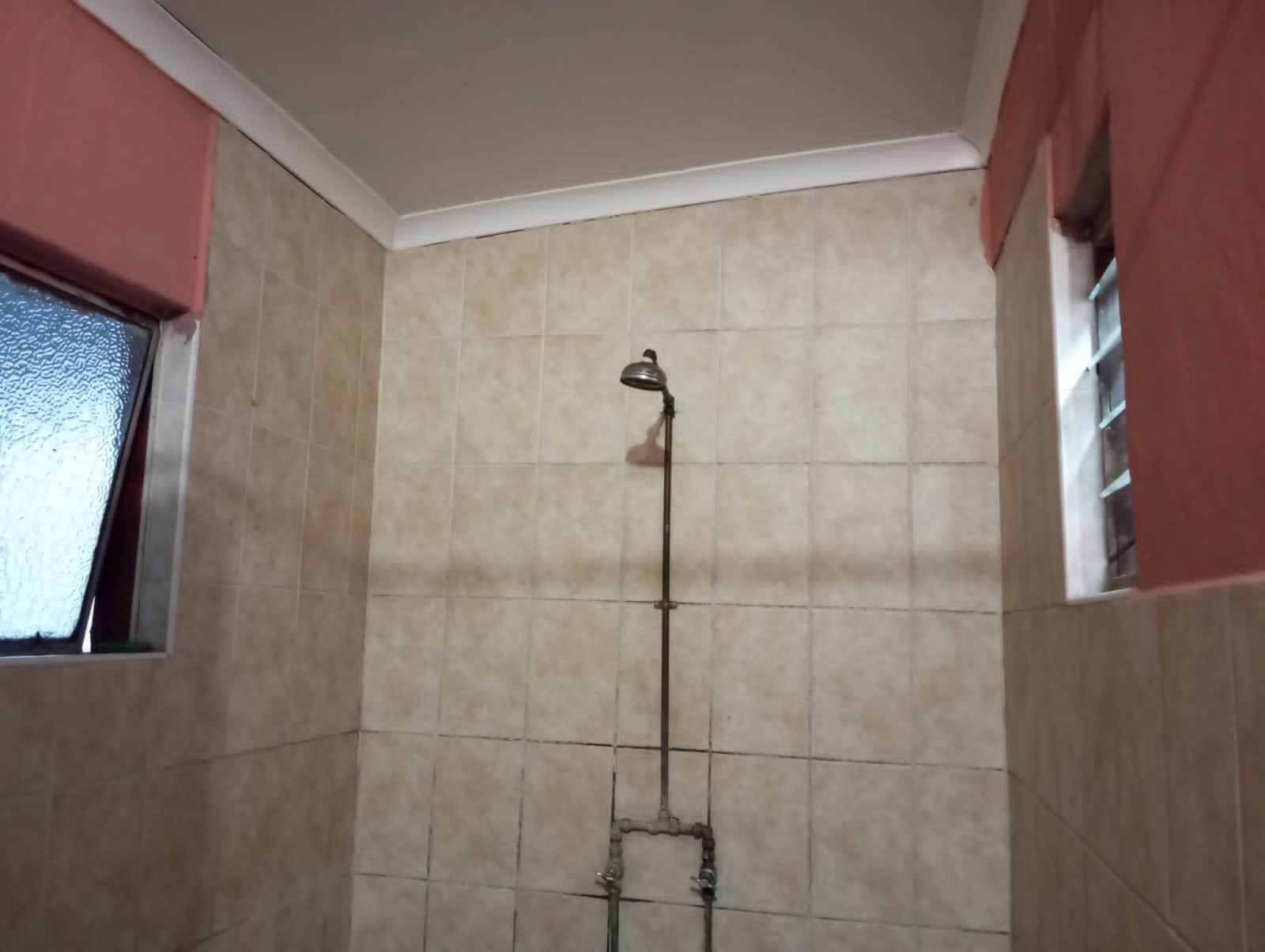 6 Bed Townhouse in Pietermaritzburg Central photo number 21
