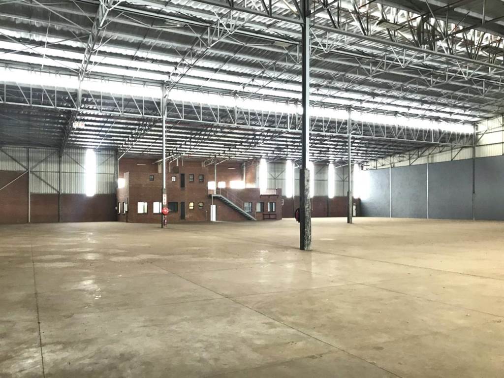 3893.2  m² Industrial space in Pomona photo number 13
