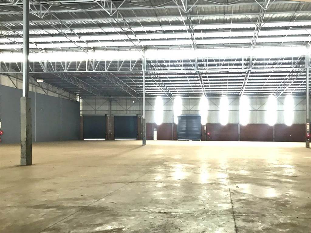 3893.2  m² Industrial space in Pomona photo number 11