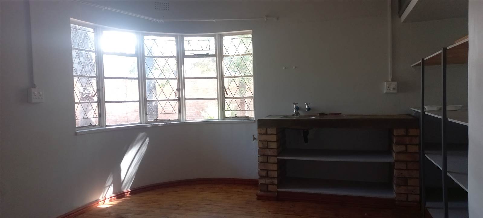 1 Bed Apartment in Vryburg photo number 5