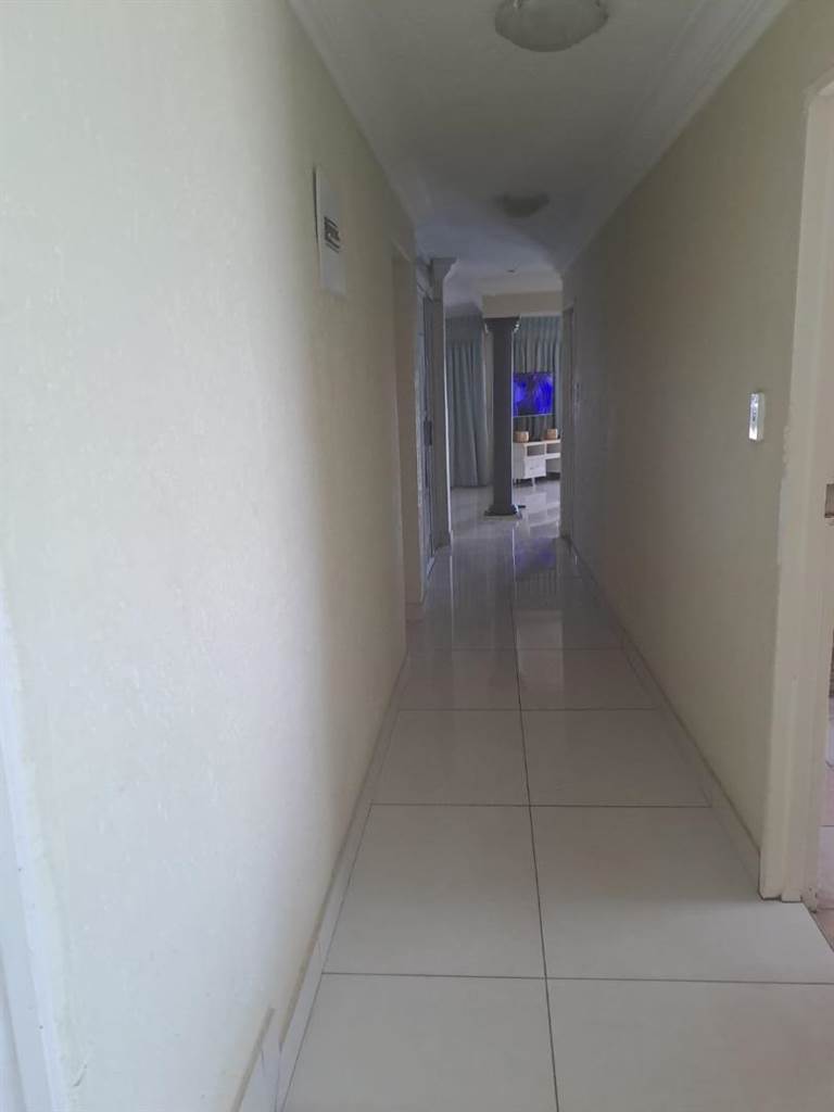 4 Bed House in Kagiso photo number 25