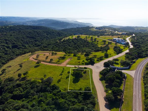 906 m² Land available in Cintsa