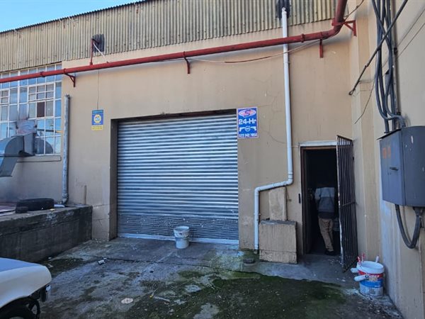 276  m² Industrial space
