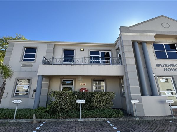 96  m² Commercial space in Durbanville Central