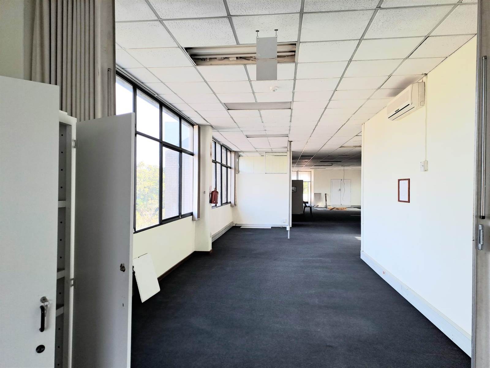 350  m² Commercial space in Pinetown Central photo number 10