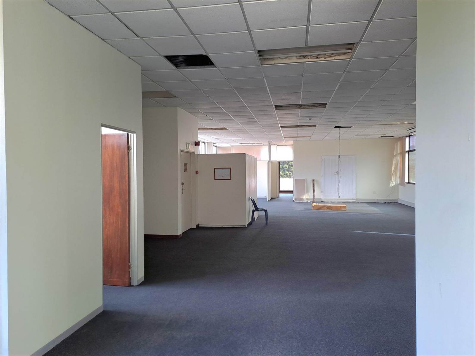 350  m² Commercial space in Pinetown Central photo number 5
