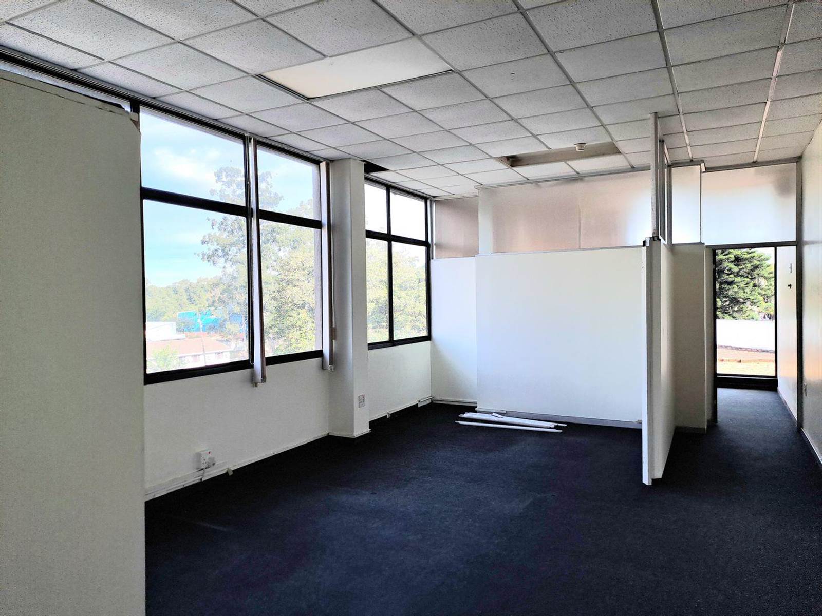 350  m² Commercial space in Pinetown Central photo number 6