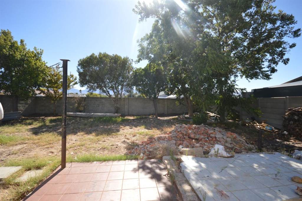 353 m² Land available in Strand Central photo number 6