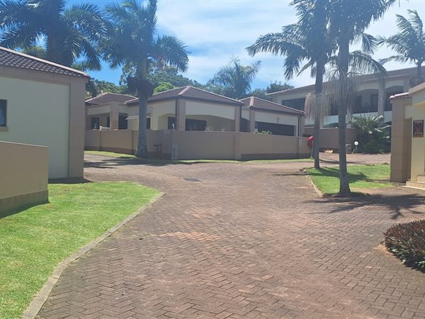 3 Bed Townhouse in Uvongo