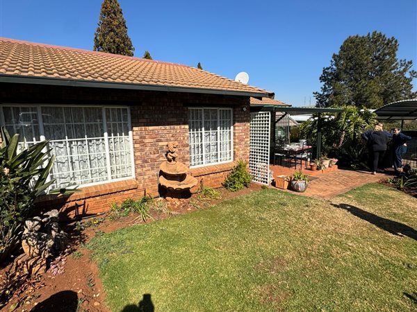 2 Bedroom Simplex