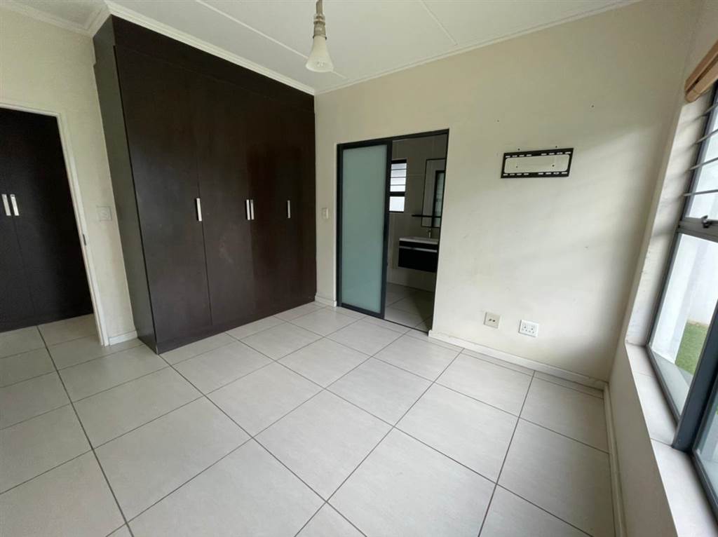 3 Bed Apartment in Edenvale photo number 18