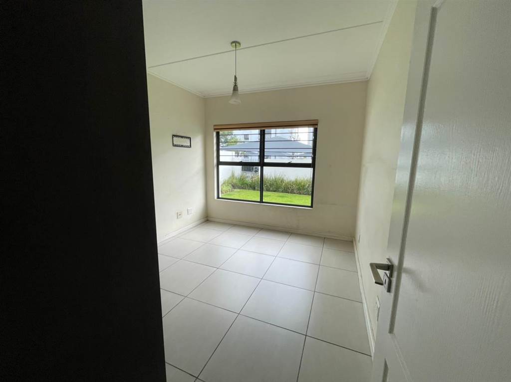 3 Bed Apartment in Edenvale photo number 22