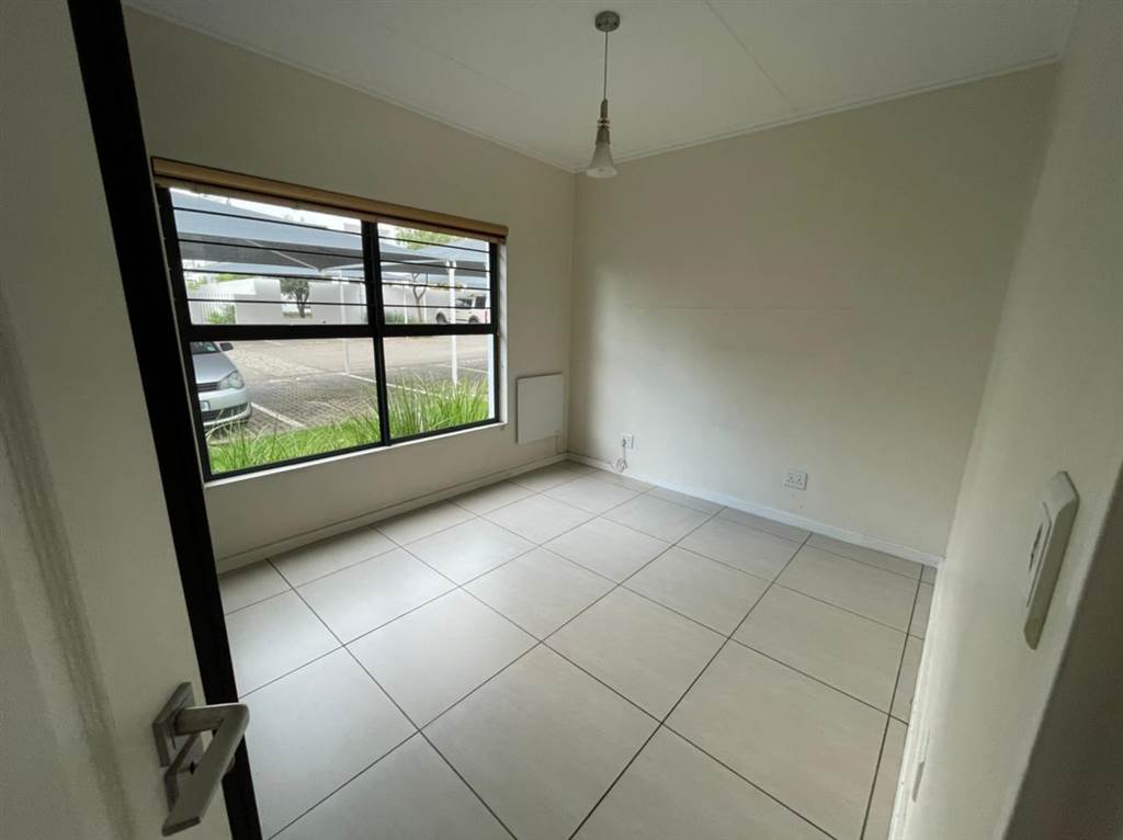 3 Bed Apartment in Edenvale photo number 13