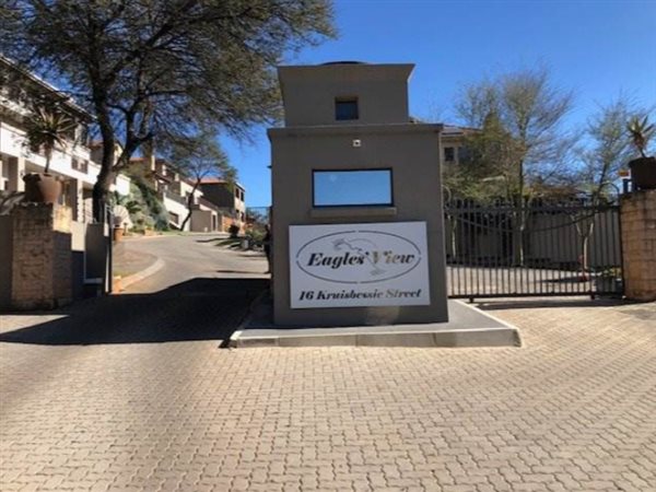 397 m² Land available in Roodekrans