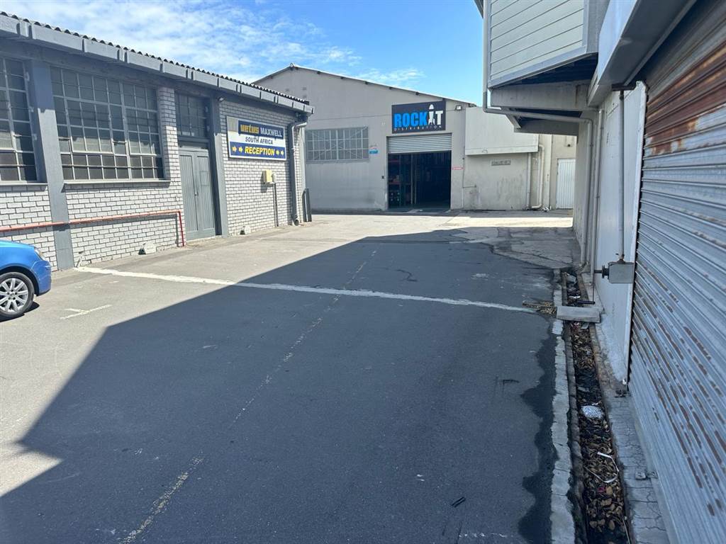 816  m² Industrial space in Paarden Eiland photo number 5