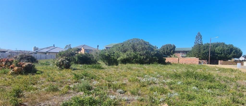 809 m² Land available in Fraaiuitsig photo number 5