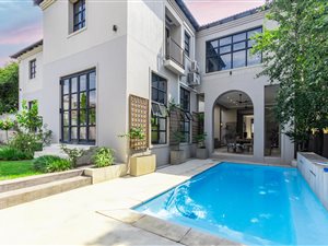 5 Bed House in Dainfern Valley