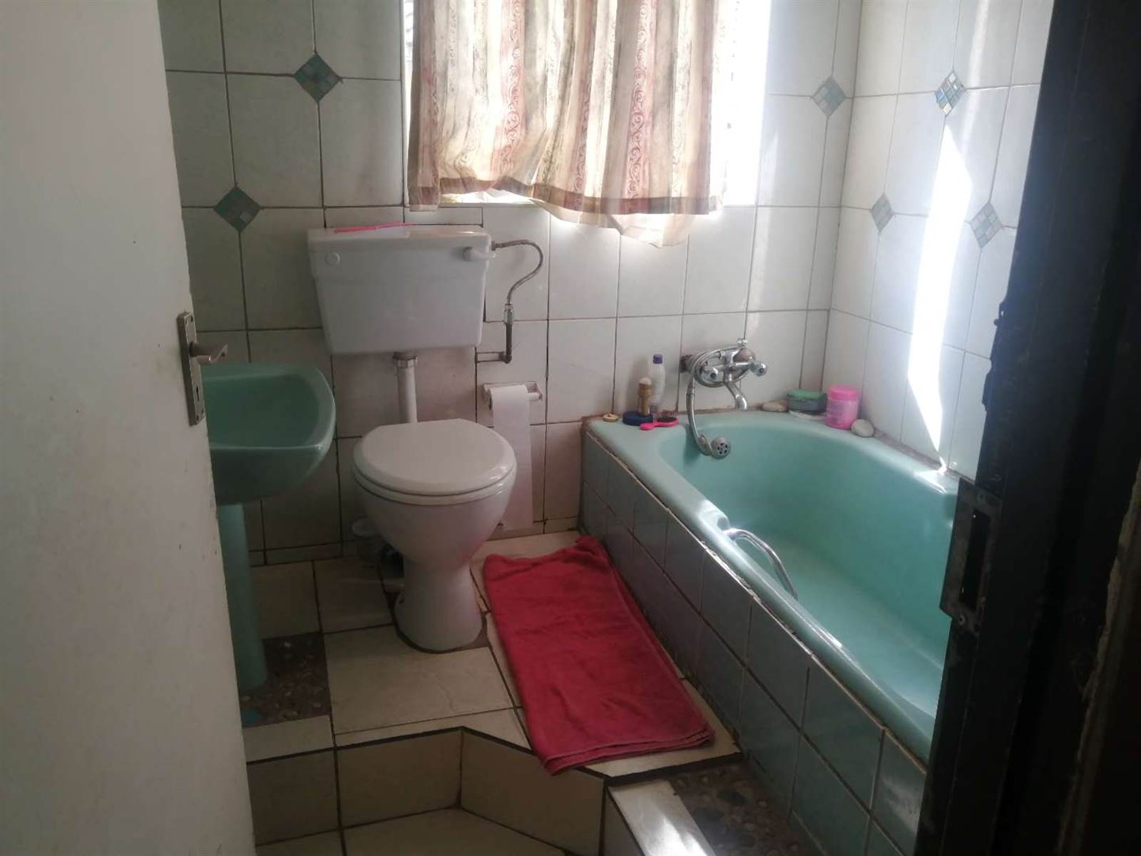 2 Bed House in Mamelodi East photo number 5