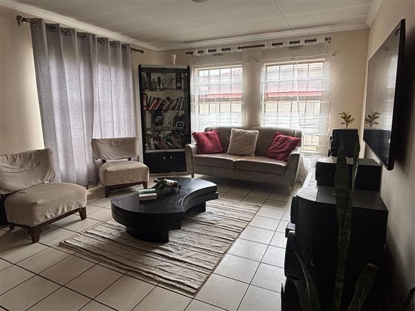 3 Bedroom House 3 Bedroom House