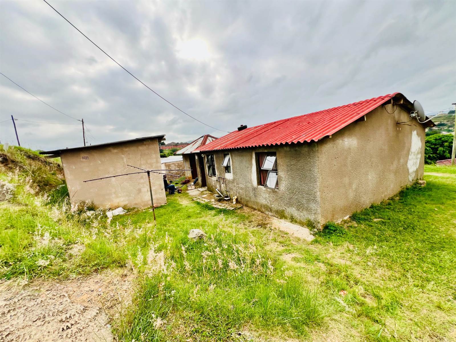 4 Bed House in Ntuzuma photo number 4