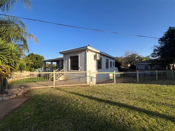 2 Bedroom House 2 Bedroom House