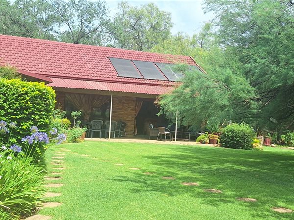 2.7 ha Smallholding