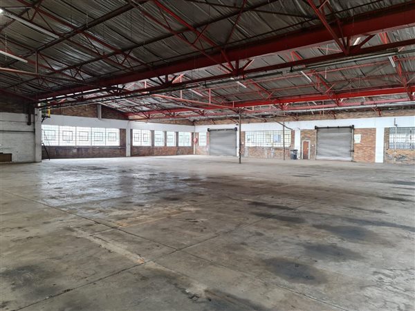 1 554  m² Industrial space