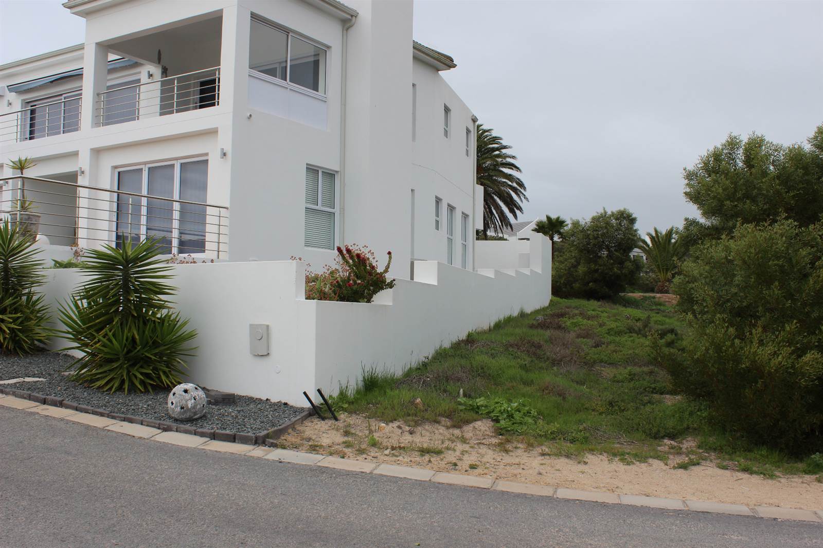 406 m² Land available in Shelley Point photo number 3