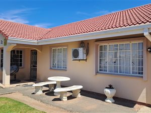 3 Bed House in Estcourt