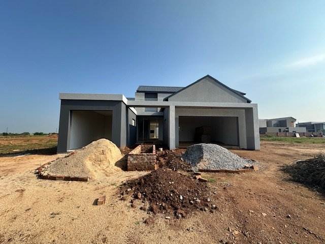 4 Bed House in Midstream Estate photo number 4