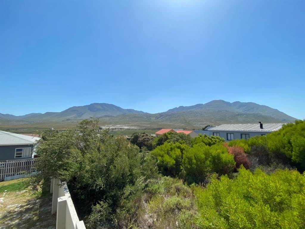 600 m² Land available in Pringle Bay photo number 6