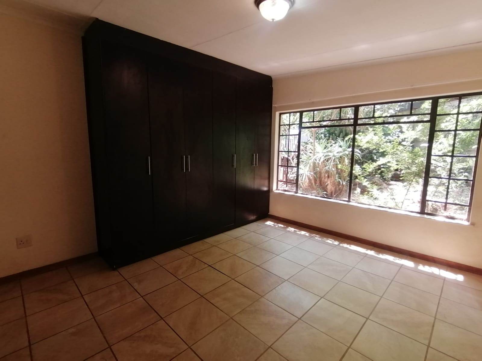 5 Bed House in Lydenburg photo number 8