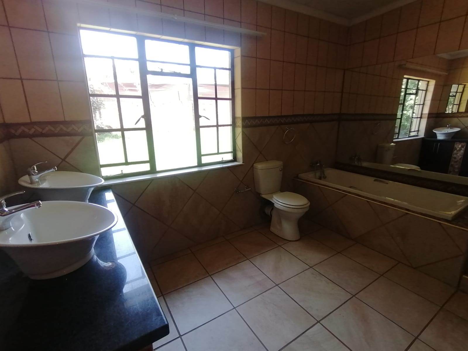5 Bed House in Lydenburg photo number 14