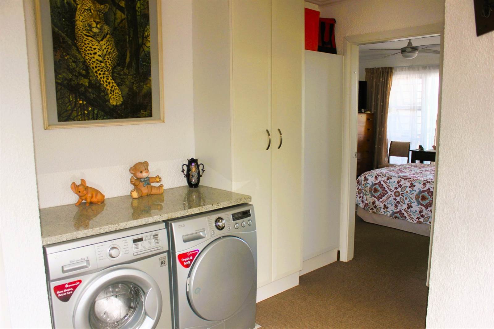 2 Bed Apartment in Ramsgate photo number 15